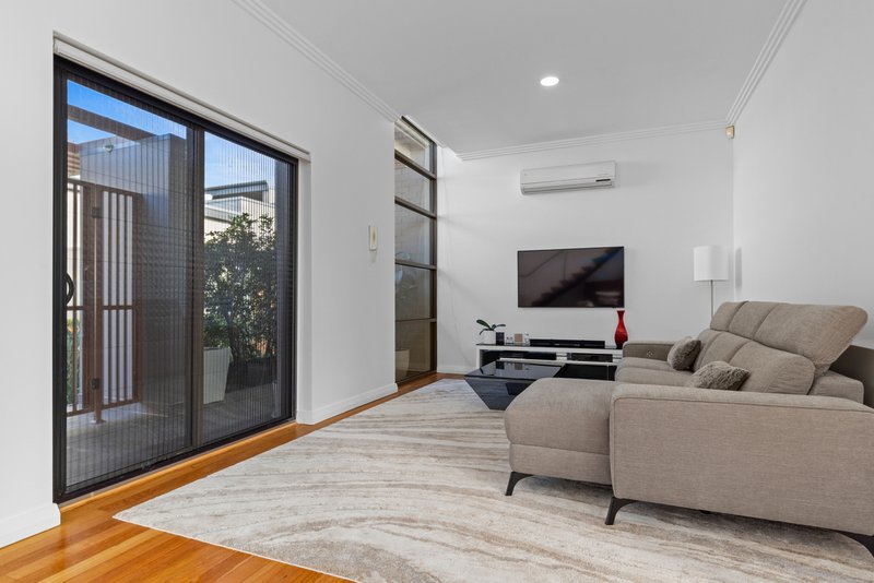 Photo - 5/65 Mulga Road, Oatley NSW 2223 - Image 7