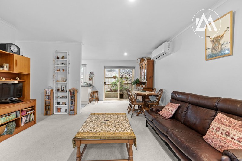 Photo - 5/65 Taketa Crescent, Frankston VIC 3199 - Image 3