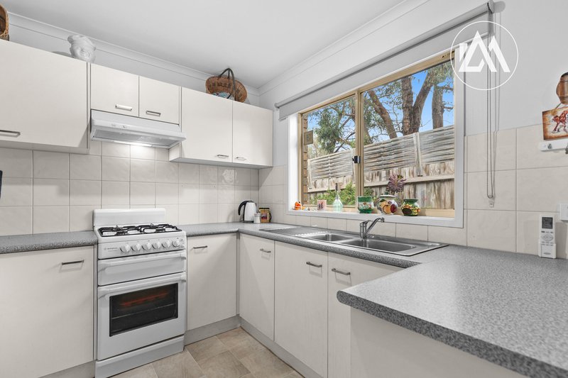 Photo - 5/65 Taketa Crescent, Frankston VIC 3199 - Image 4