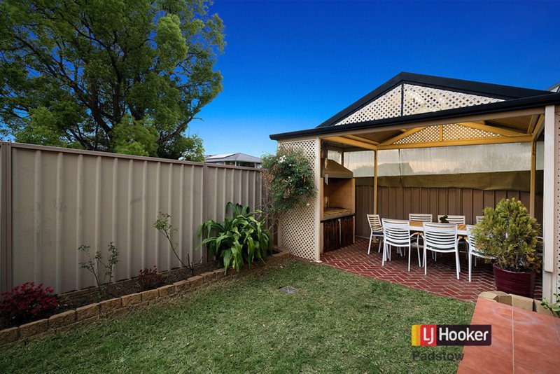 Photo - 5/65 Vega Street, Revesby NSW 2212 - Image 8