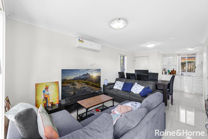 Photo - 5/66 Brisbane Street, Oxley Park NSW 2760 - Image 3