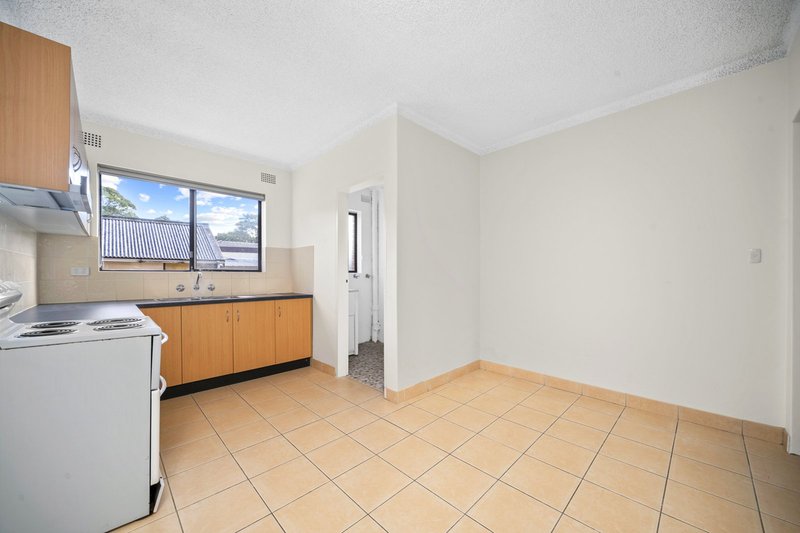 Photo - 5/66 Seventh Avenue, Campsie NSW 2194 - Image 2