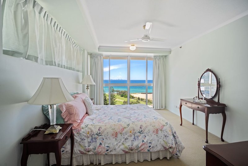 Photo - 56/62 Marine Parade 'Points North' , Coolangatta QLD 4225 - Image 3