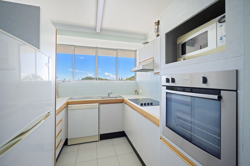 Photo - 56/62 Marine Parade 'Points North' , Coolangatta QLD 4225 - Image 7