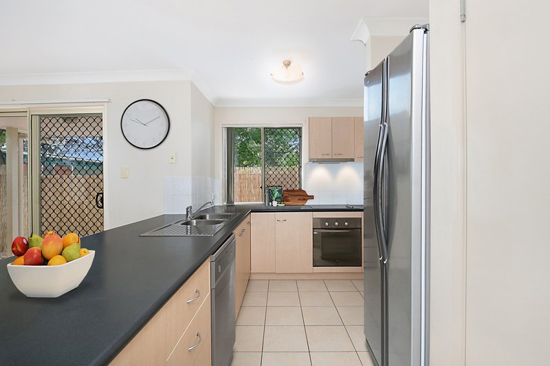 Photo - 5/67 Lower King Street, Caboolture QLD 4510 - Image 3