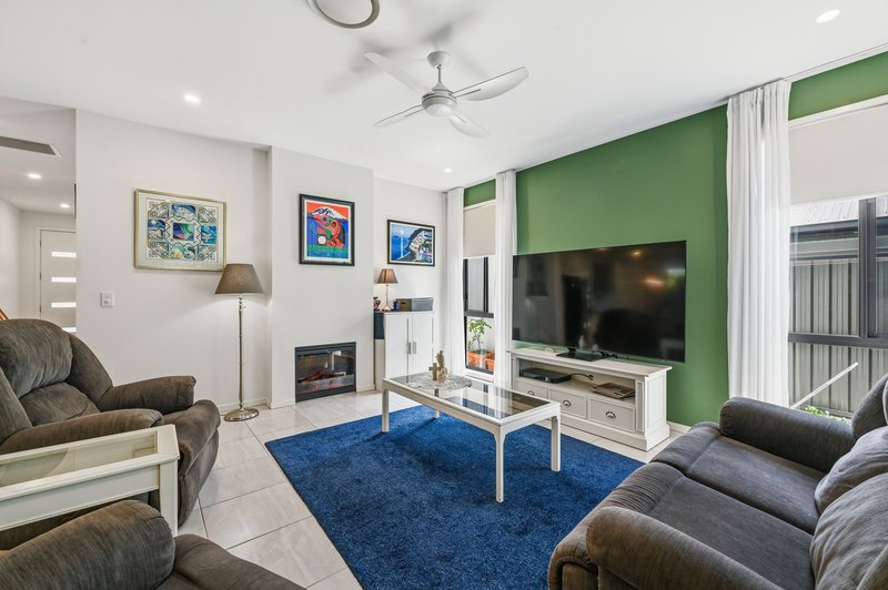 Photo - 56/75 Highgrove Drive, Highfields QLD 4352 - Image 6