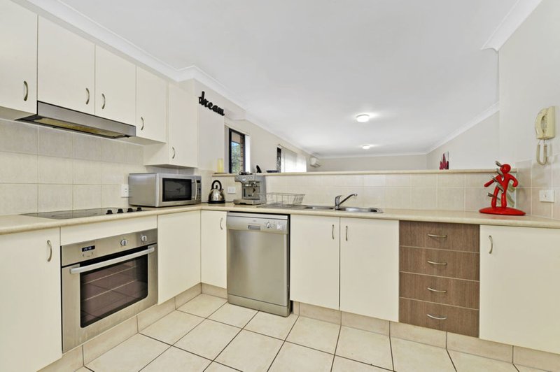 Photo - 5/679 Beams Road, Carseldine QLD 4034 - Image 2