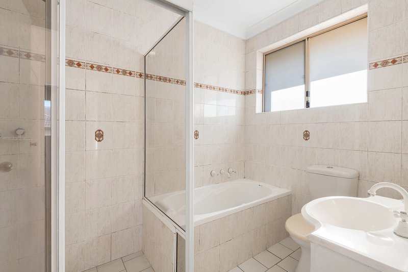 Photo - 5/68-74 Bonds Road, Roselands NSW 2196 - Image 6