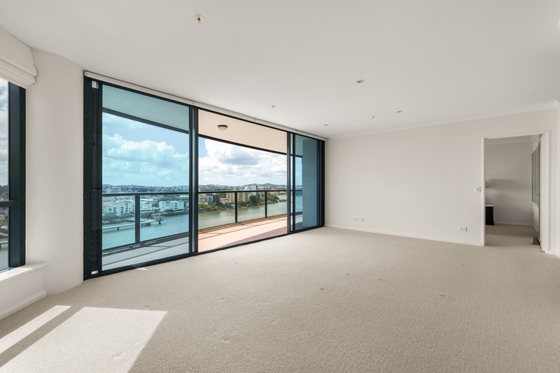 Photo - 56/8 Goodwin Street, Kangaroo Point QLD 4169 - Image 3