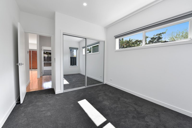 Photo - 5/68 Gowrie Street, Glenroy VIC 3046 - Image 6