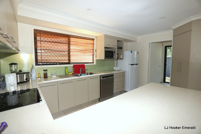 Photo - 5/68 Moody Street, Emerald QLD 4720 - Image 3