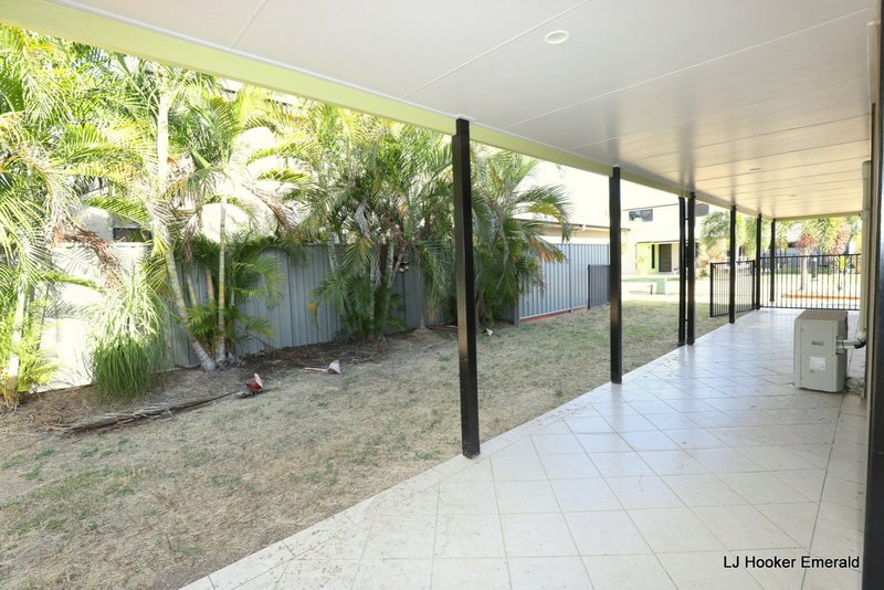 Photo - 5/68 Moody Street, Emerald QLD 4720 - Image 16