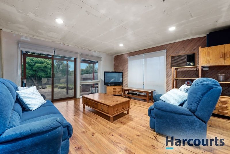 Photo - 569 Boronia Road, Wantirna VIC 3152 - Image 7