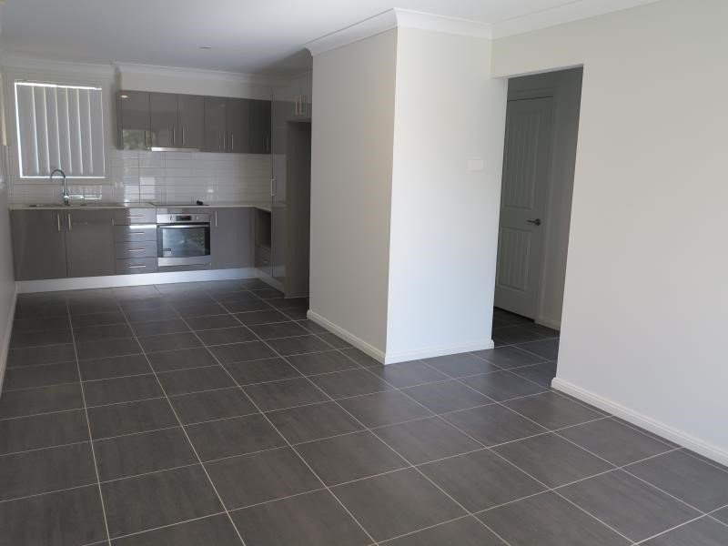 Photo - 56a Bugong St , Prestons NSW 2170 - Image 3