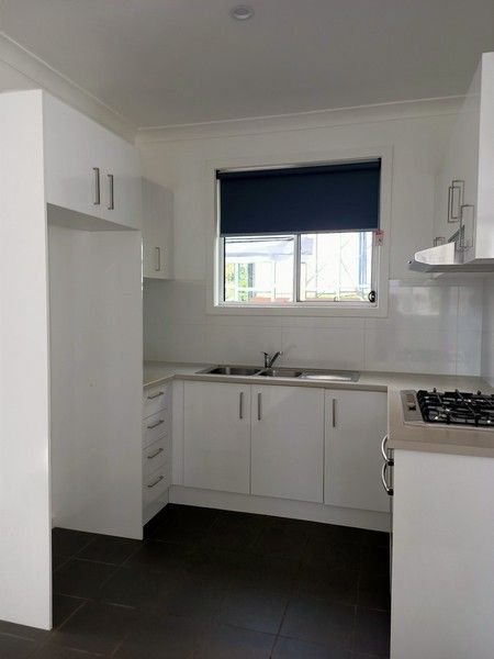 Photo - 56a Gilmore Street, West Wollongong NSW 2500 - Image 4