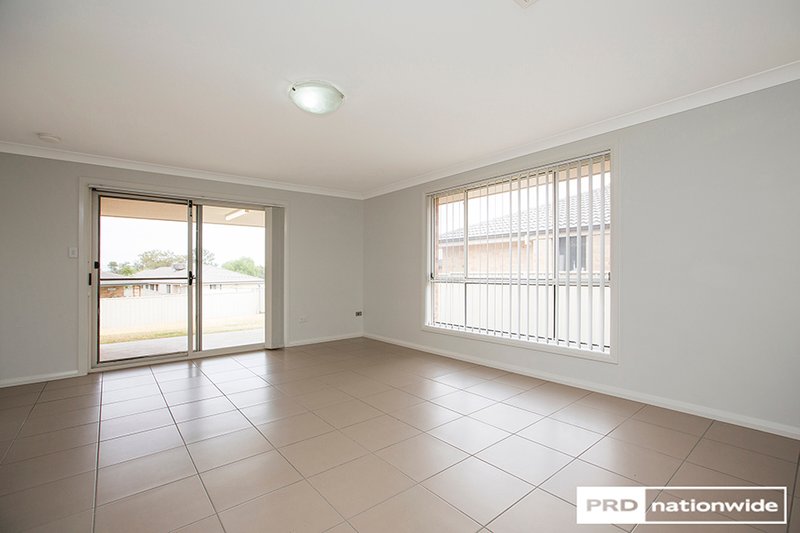 Photo - 56A Orley Drive, Tamworth NSW 2340 - Image 11