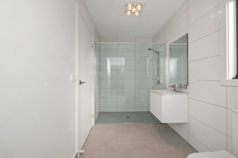 Photo - 56A Rosemary Crescent, Frankston North VIC 3200 - Image 6