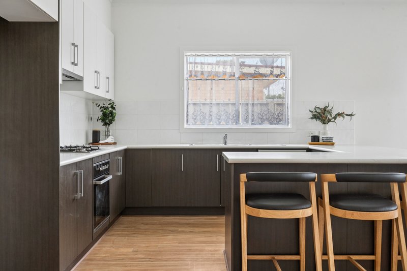 Photo - 56A York Avenue, Clovelly Park SA 5042 - Image 5