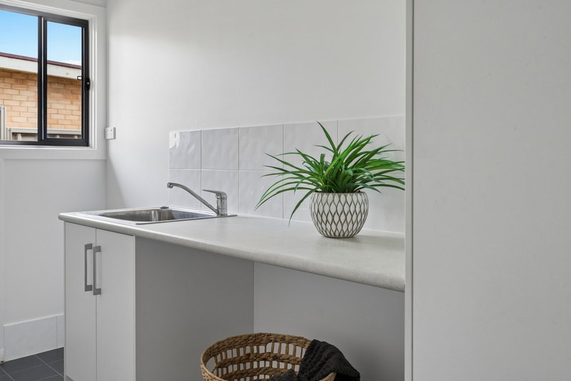 Photo - 56A York Avenue, Clovelly Park SA 5042 - Image 14