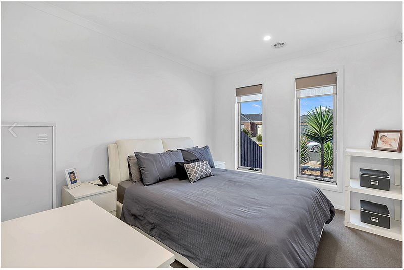 Photo - 56B Emperor Parade, Tarneit VIC 3029 - Image 7