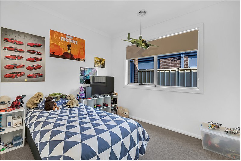Photo - 56B Emperor Parade, Tarneit VIC 3029 - Image 9
