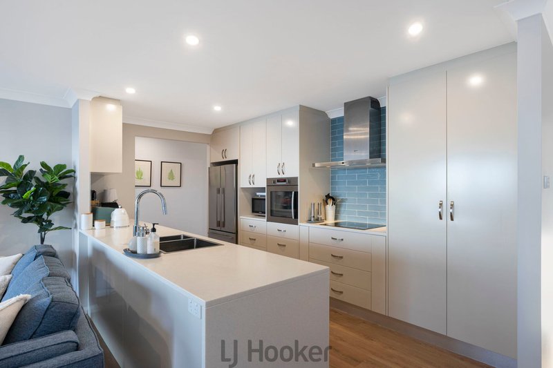 Photo - 57 Alexander Parade, Arcadia Vale NSW 2283 - Image 7