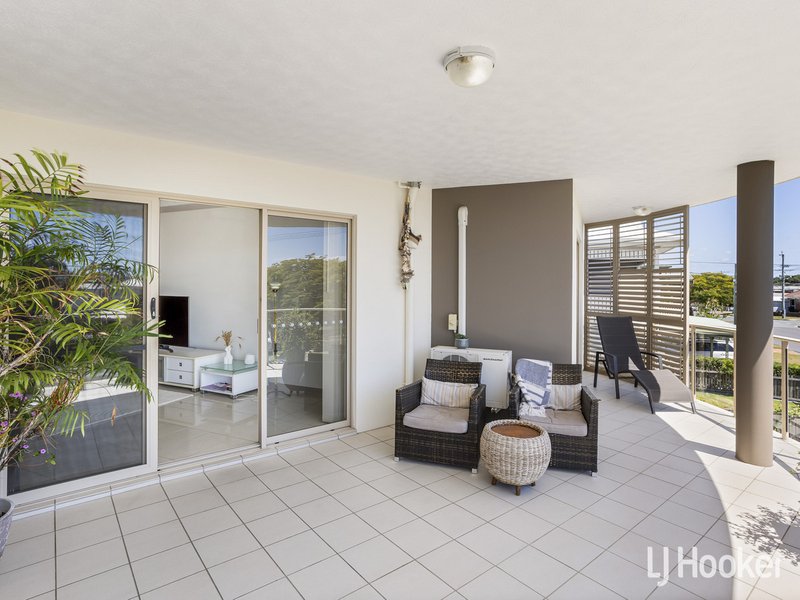 Photo - 5/7 Annie Street, Woody Point QLD 4019 - Image 11