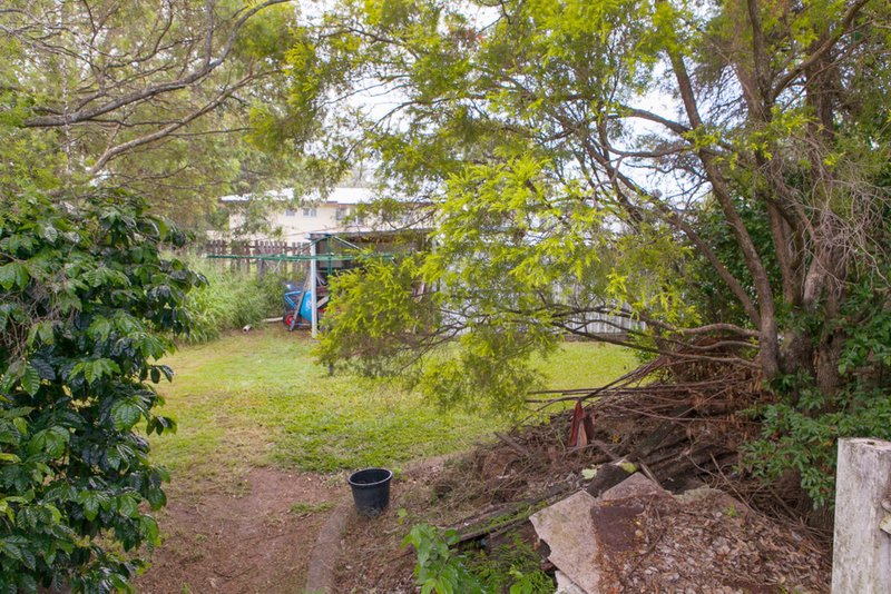 Photo - 57 Aspinall Street, Leichhardt QLD 4305 - Image 8