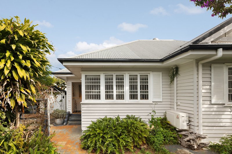 Photo - 57 Aubigny Street, Annerley QLD 4103 - Image 12