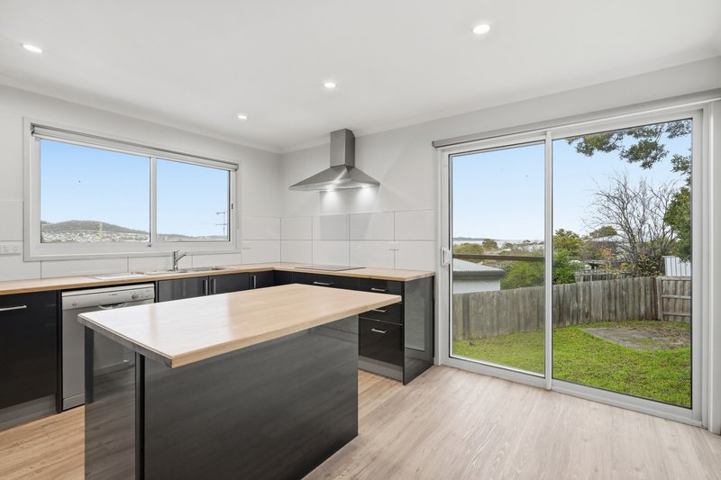 Photo - 57 Banyalla Street, Rokeby TAS 7019 - Image 6