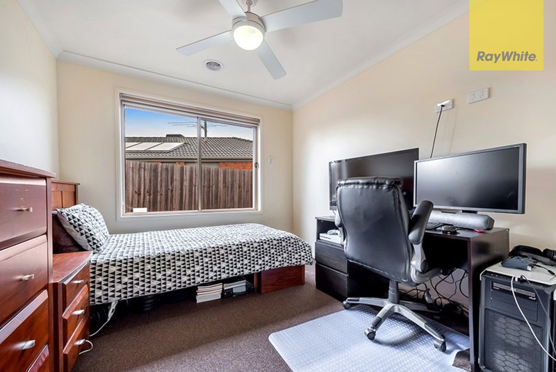 Photo - 57 Batman Street, Burnside Heights VIC 3023 - Image 6