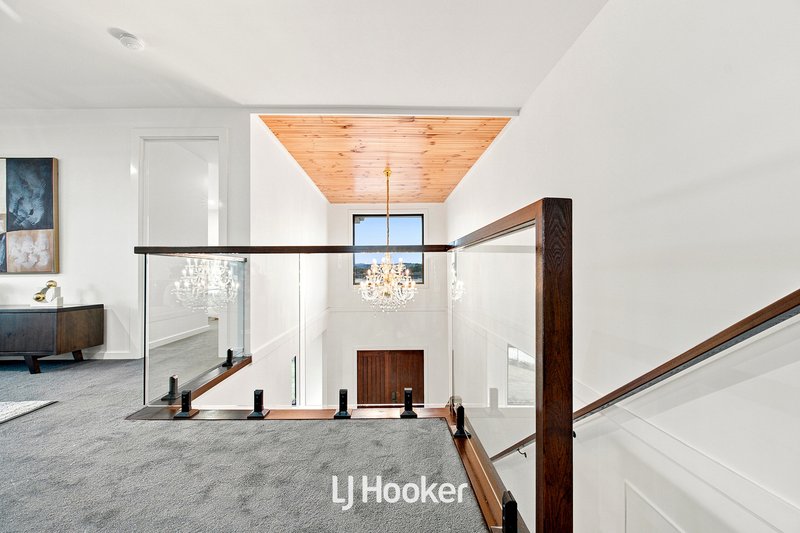 Photo - 57 Bausch Street, Berwick VIC 3806 - Image 13