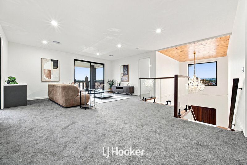 Photo - 57 Bausch Street, Berwick VIC 3806 - Image 14