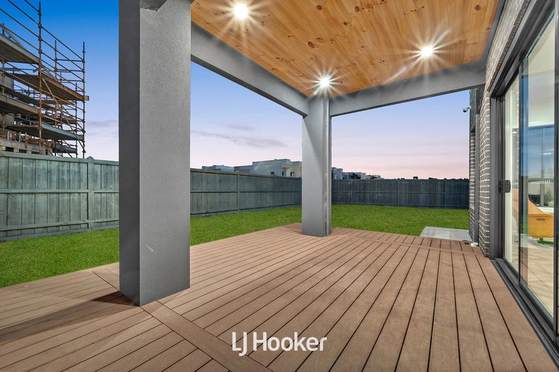 Photo - 57 Bausch Street, Berwick VIC 3806 - Image 31