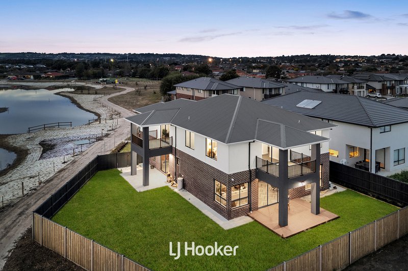 Photo - 57 Bausch Street, Berwick VIC 3806 - Image 34