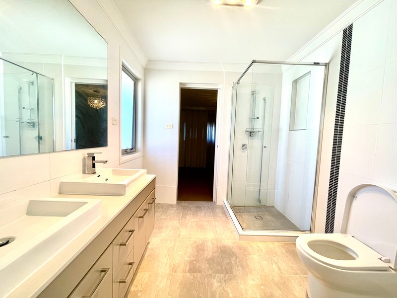 Photo - 57 Bernier Way, Green Valley NSW 2168 - Image 14