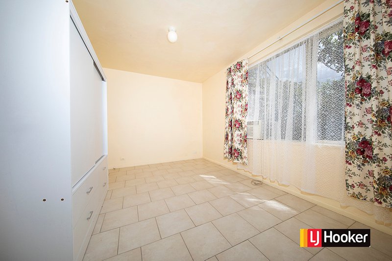 Photo - 57 Birdwood Street, Hughes ACT 2605 - Image 25