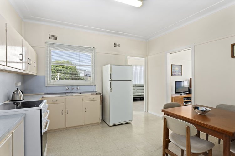 Photo - 57 Birmingham Street, Merrylands NSW 2160 - Image 2