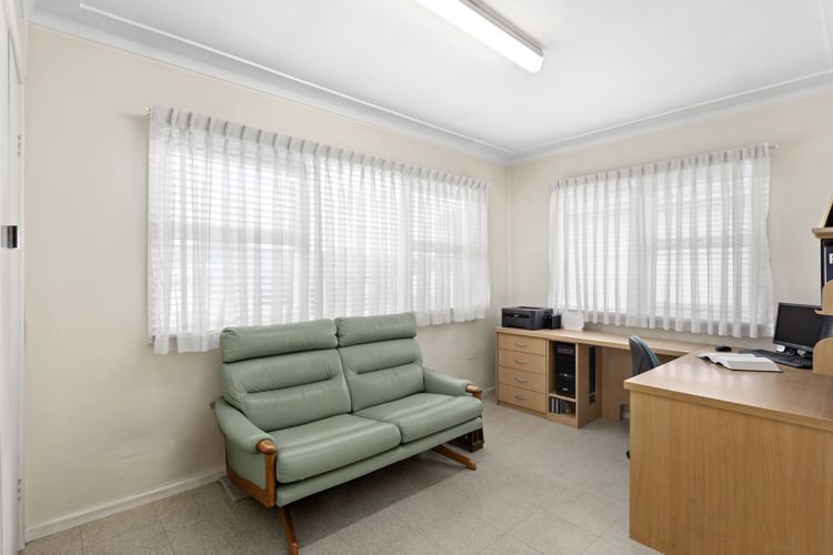 Photo - 57 Birmingham Street, Merrylands NSW 2160 - Image 4