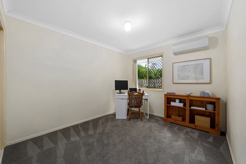 Photo - 57 Blue Mountain Crescent, Warner QLD 4500 - Image 13