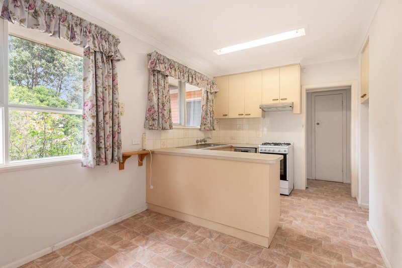 Photo - 57 Bona Vista Road, Bayswater VIC 3153 - Image 3