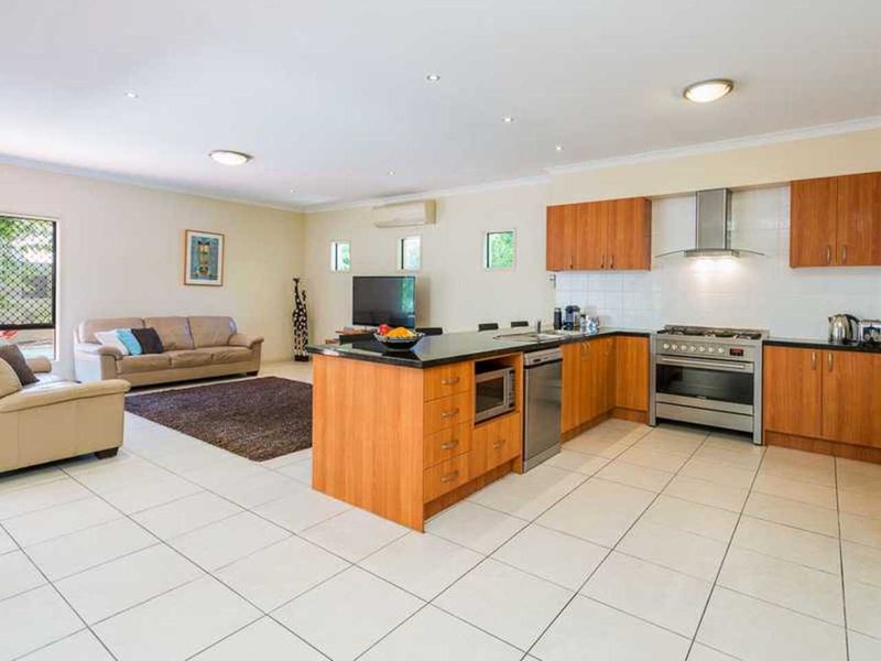 Photo - 57 Bridgewater Drive, Varsity Lakes QLD 4227 - Image 3