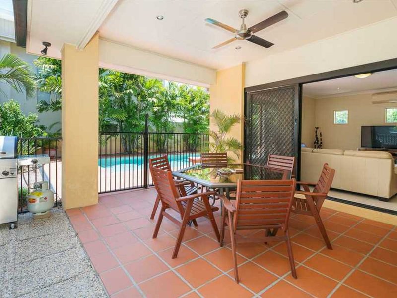 Photo - 57 Bridgewater Drive, Varsity Lakes QLD 4227 - Image 4