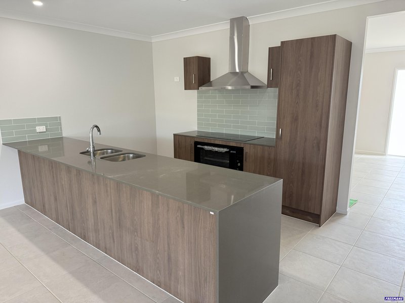 Photo - 57 Buckingham Street, Kingaroy QLD 4610 - Image 12