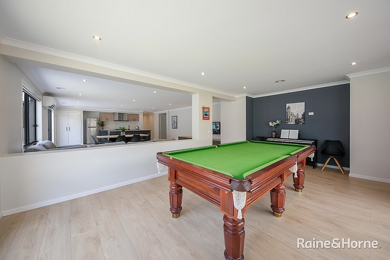 Photo - 57 Budburst Drive, Sunbury VIC 3429 - Image 7