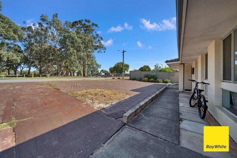 Photo - 57 Burbridge Avenue, Koondoola WA 6064 - Image 3