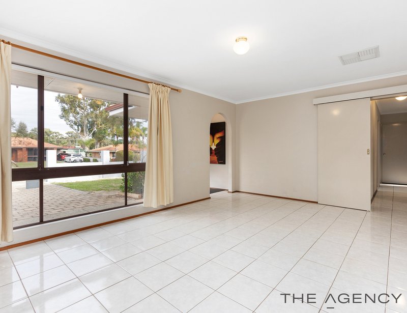 Photo - 57 Burtonia Way, Forrestfield WA 6058 - Image 9