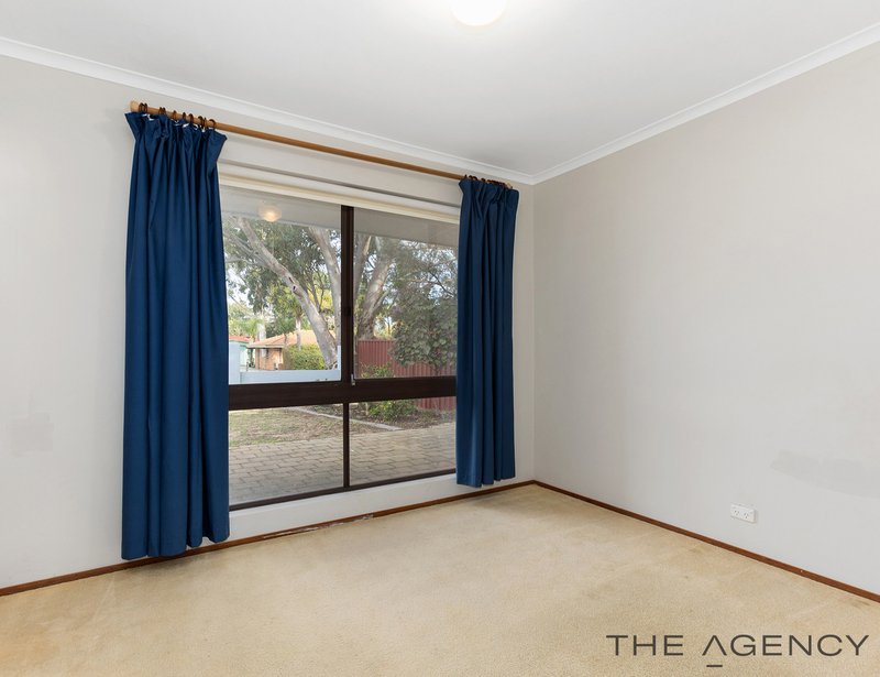 Photo - 57 Burtonia Way, Forrestfield WA 6058 - Image 12