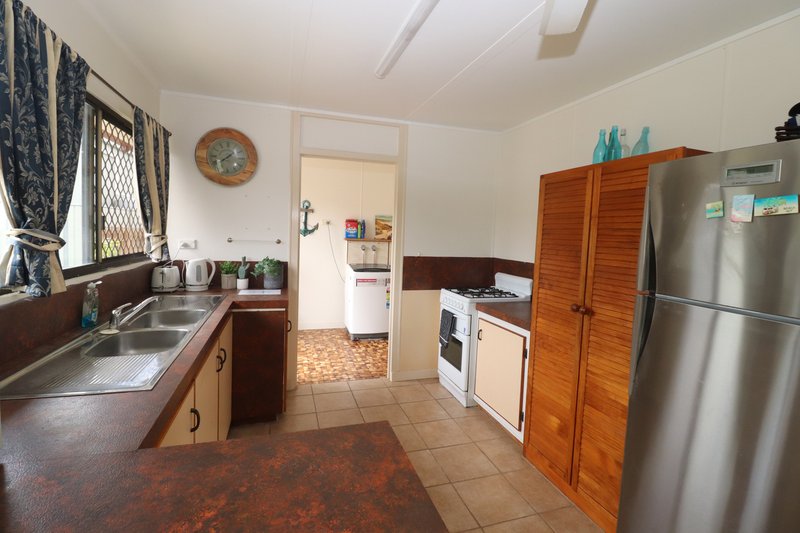 Photo - 57 Carr Crescent, Lucinda QLD 4850 - Image 5