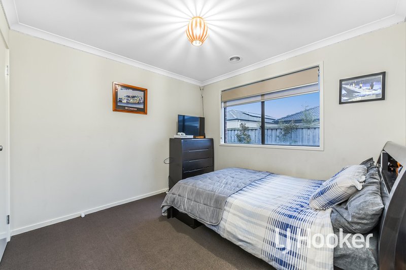 Photo - 57 Castillo Avenue, Clyde North VIC 3978 - Image 10